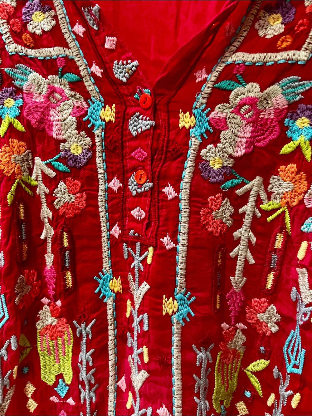 Perfect for fall! Johnny Was Red Embroidered Top - Picture 5 of 8